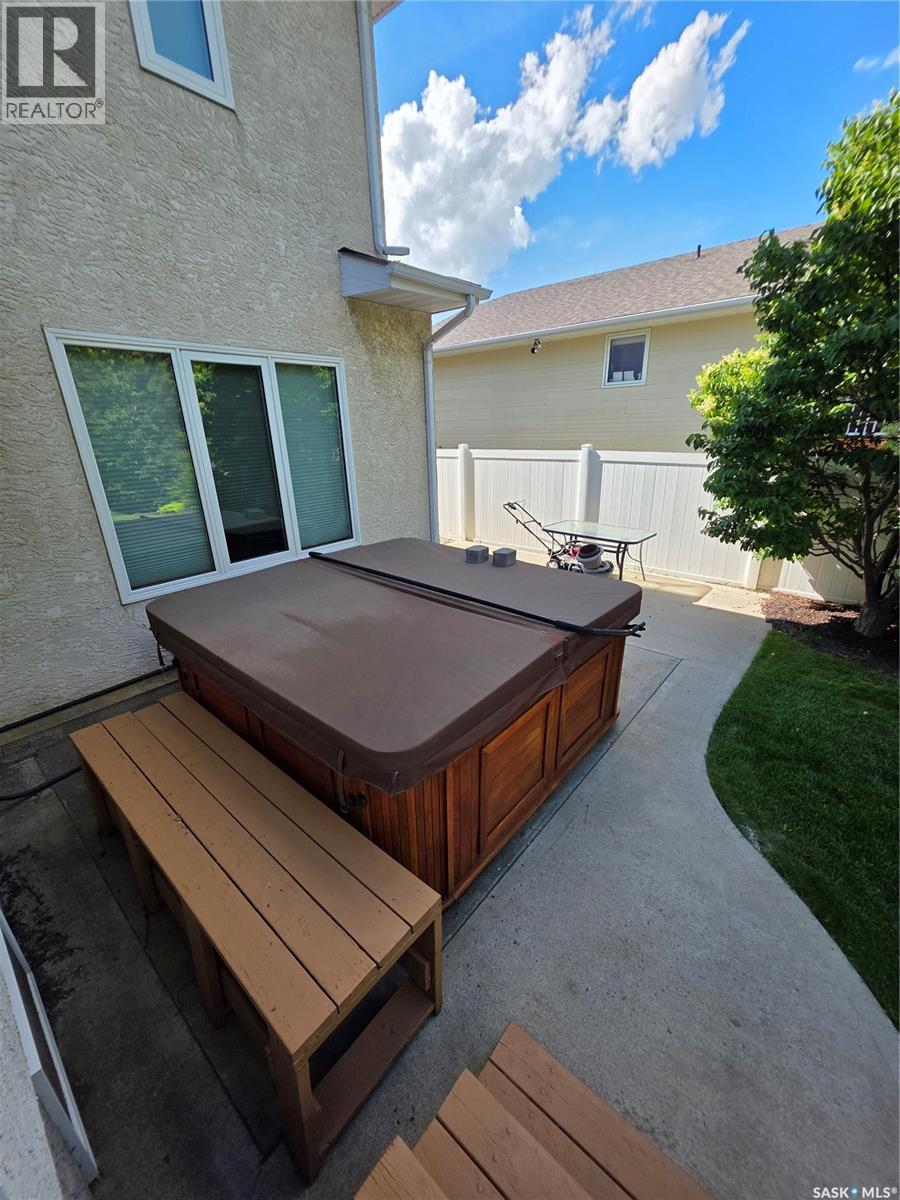 2267 Newcombe DRIVE - 47