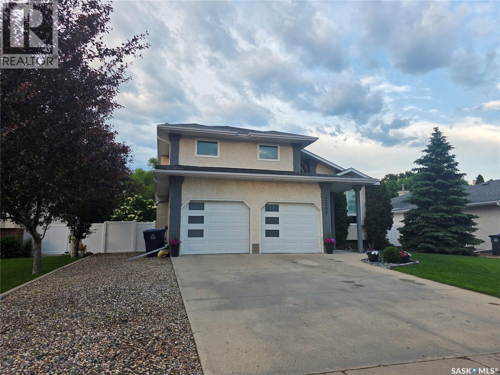 2267 Newcombe DRIVE - 53