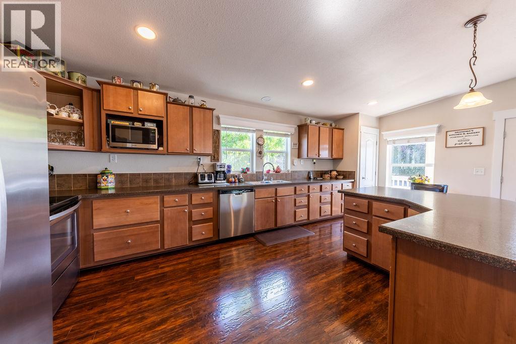 #15 1030 RICARDO Road - 25