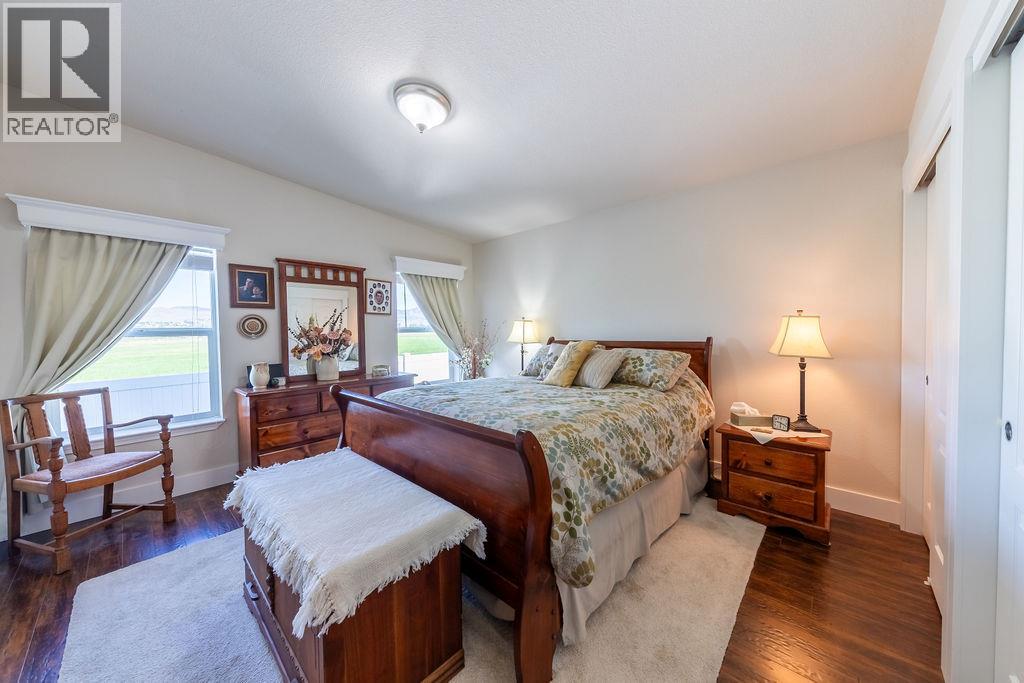 #15 1030 RICARDO Road - 40
