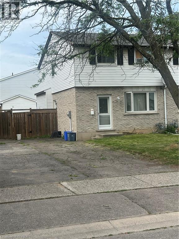 35 DEBBY Crescent - 1