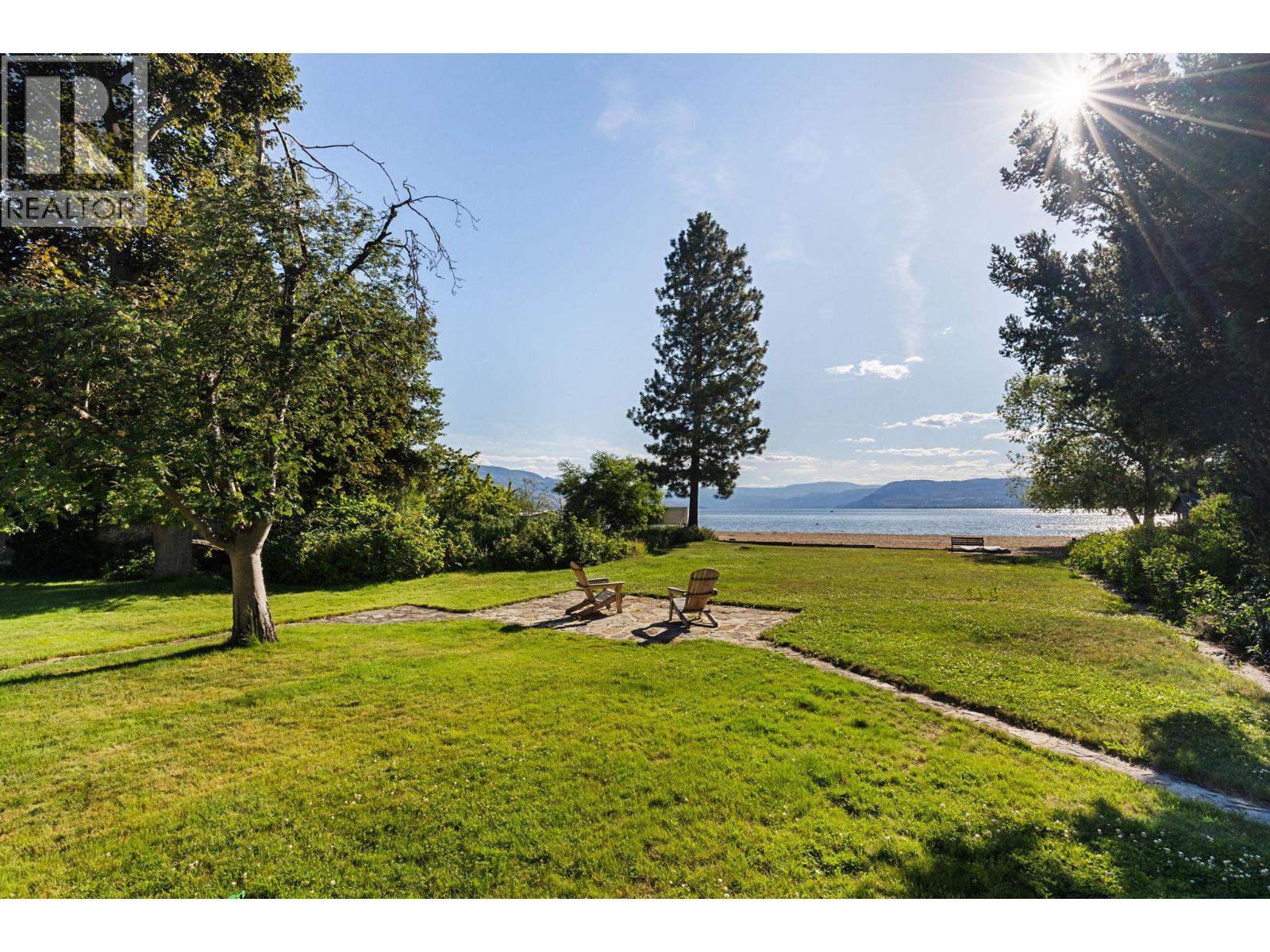 4164 Lakeshore Road - 6