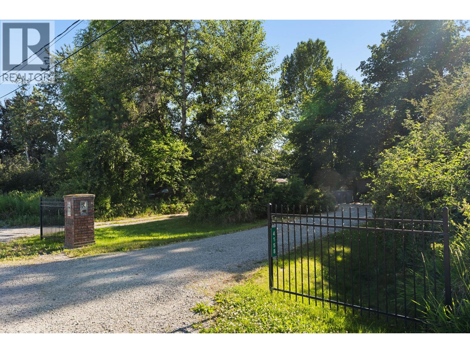4164 Lakeshore Road - 5