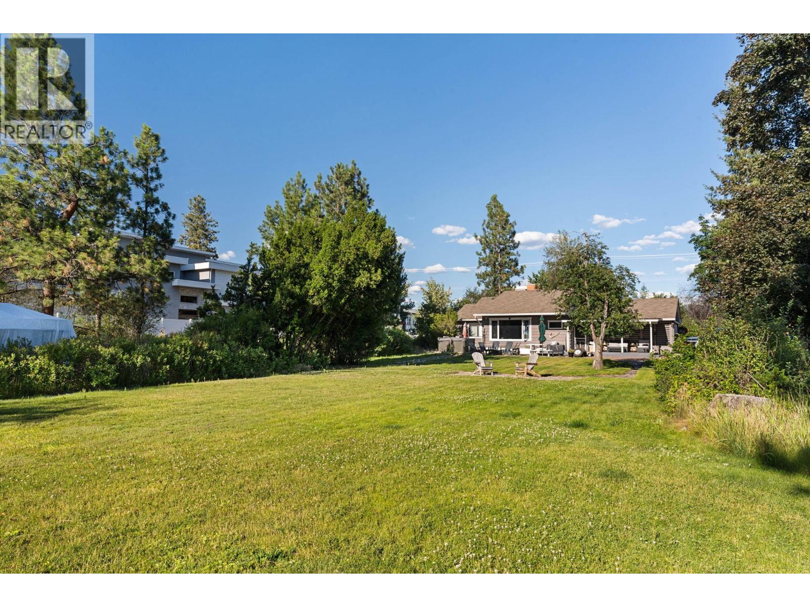 4164 Lakeshore Road - 3