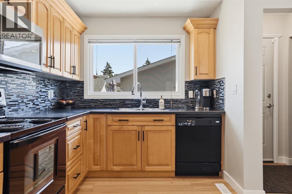 312 Penworth Way SE — photo 16