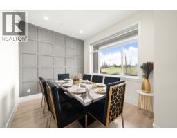 11042 240 Street, Maple Ridge, BC V2W1H6 Photo 14