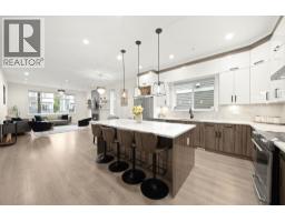 11042 240 Street, Maple Ridge, BC V2W1H6 Photo 8