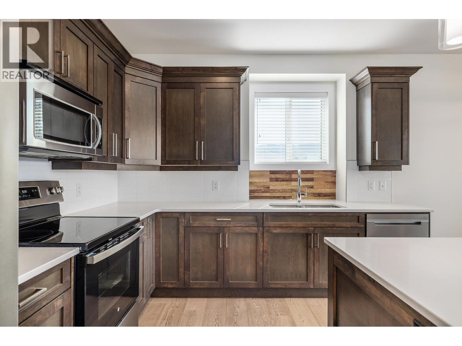 3207 Shetland Road - 10