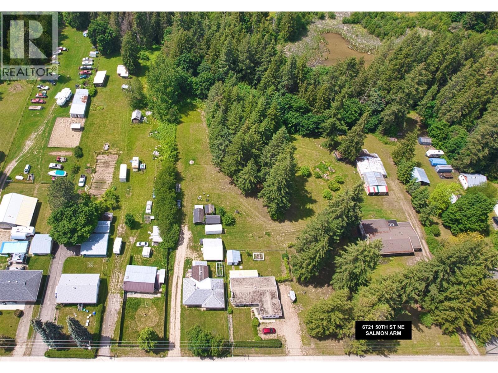 6721 50th Street Northeast, Salmon Arm