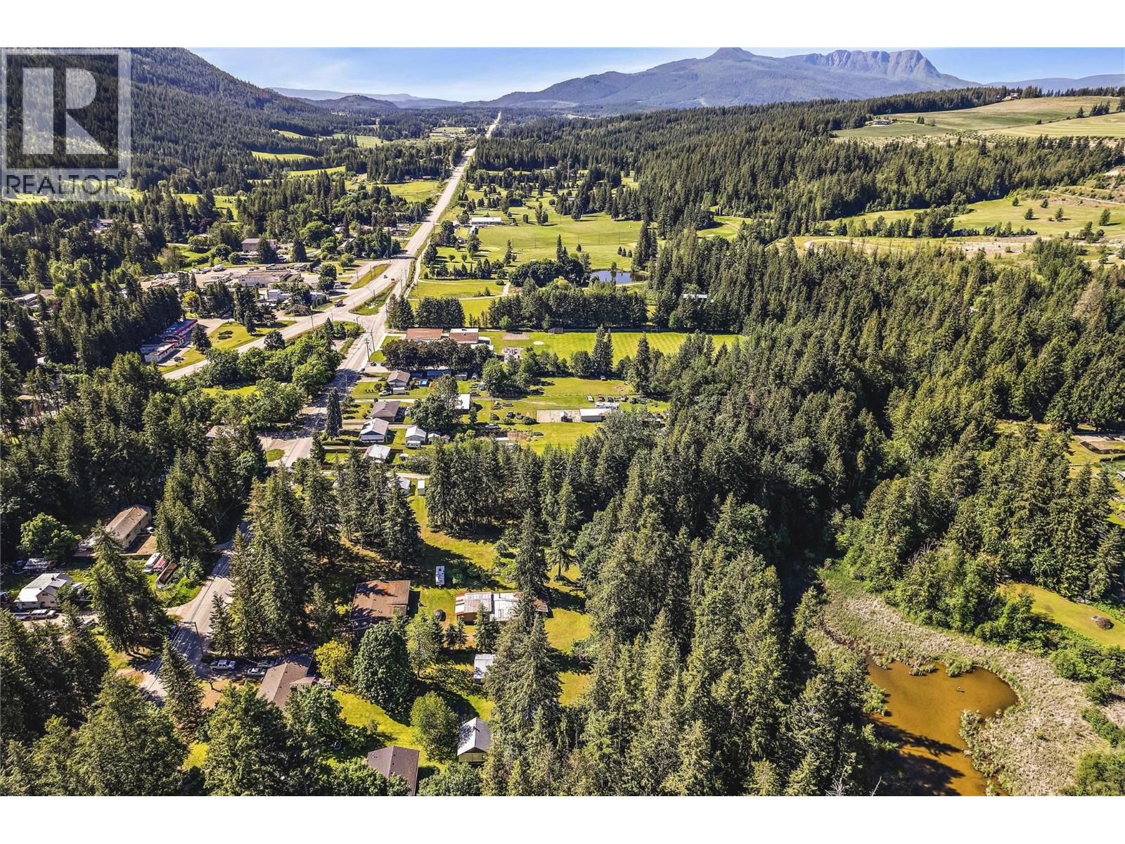  6721 50th Street Northeast, Salmon Arm