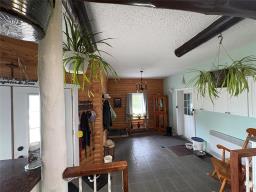 Foyer - 179001 Road 167.5 W Road W, Boggy Creek, MB R0L0G0 Photo 7