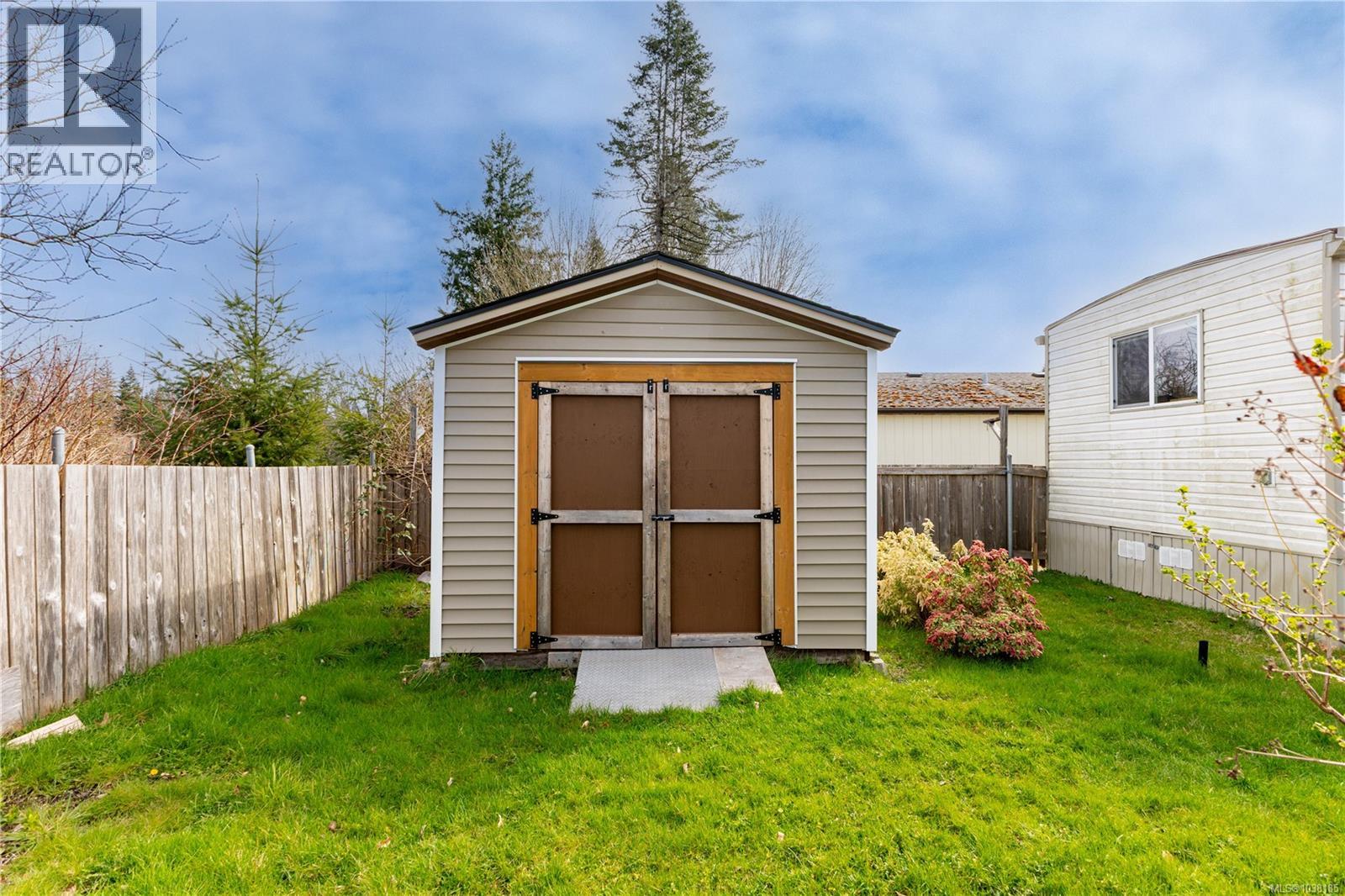 #11 1630 Croation Rd - 28