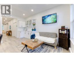 1437 Collins Road, Coquitlam, BC V3E0A9 Photo 11