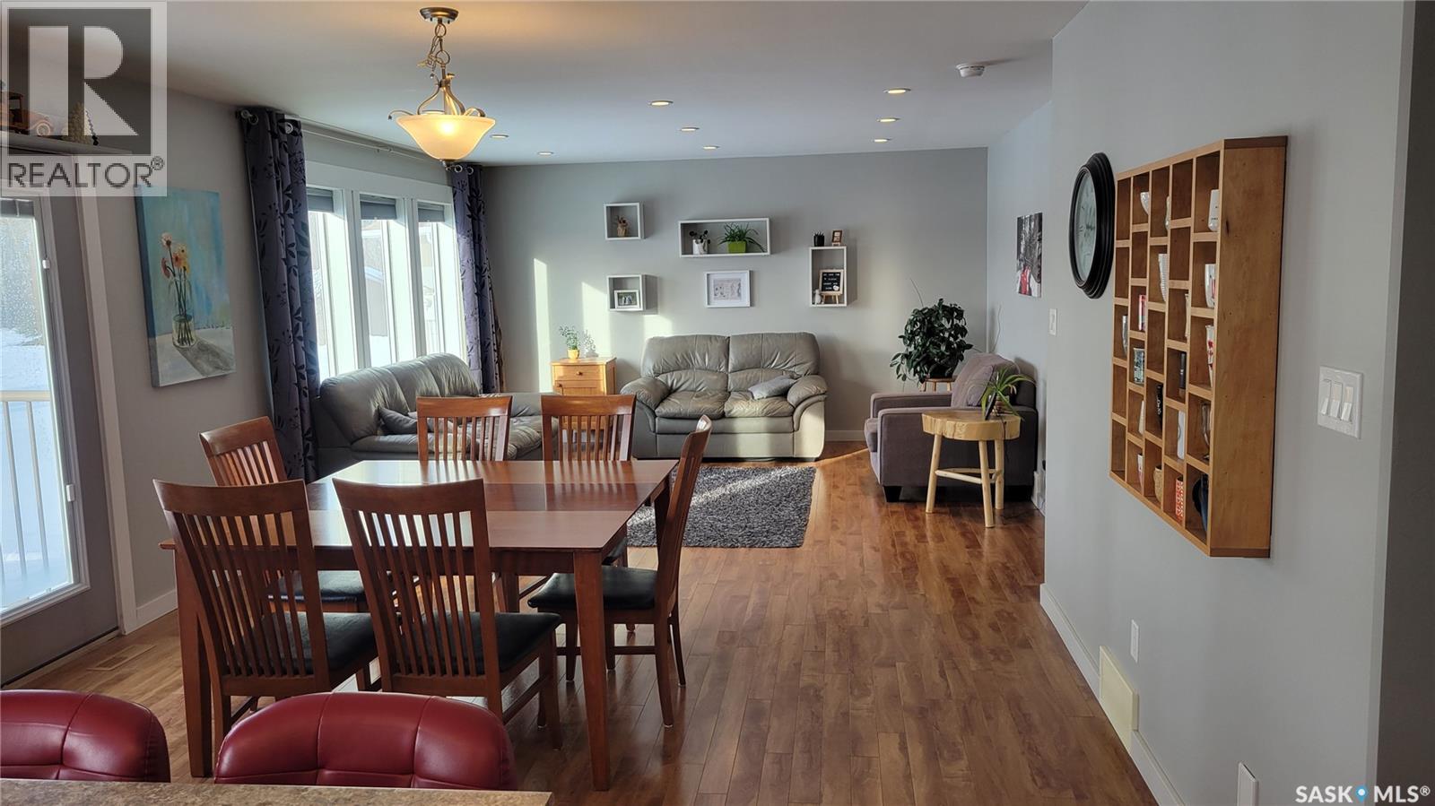 108 Coventry CRESCENT — photo 10