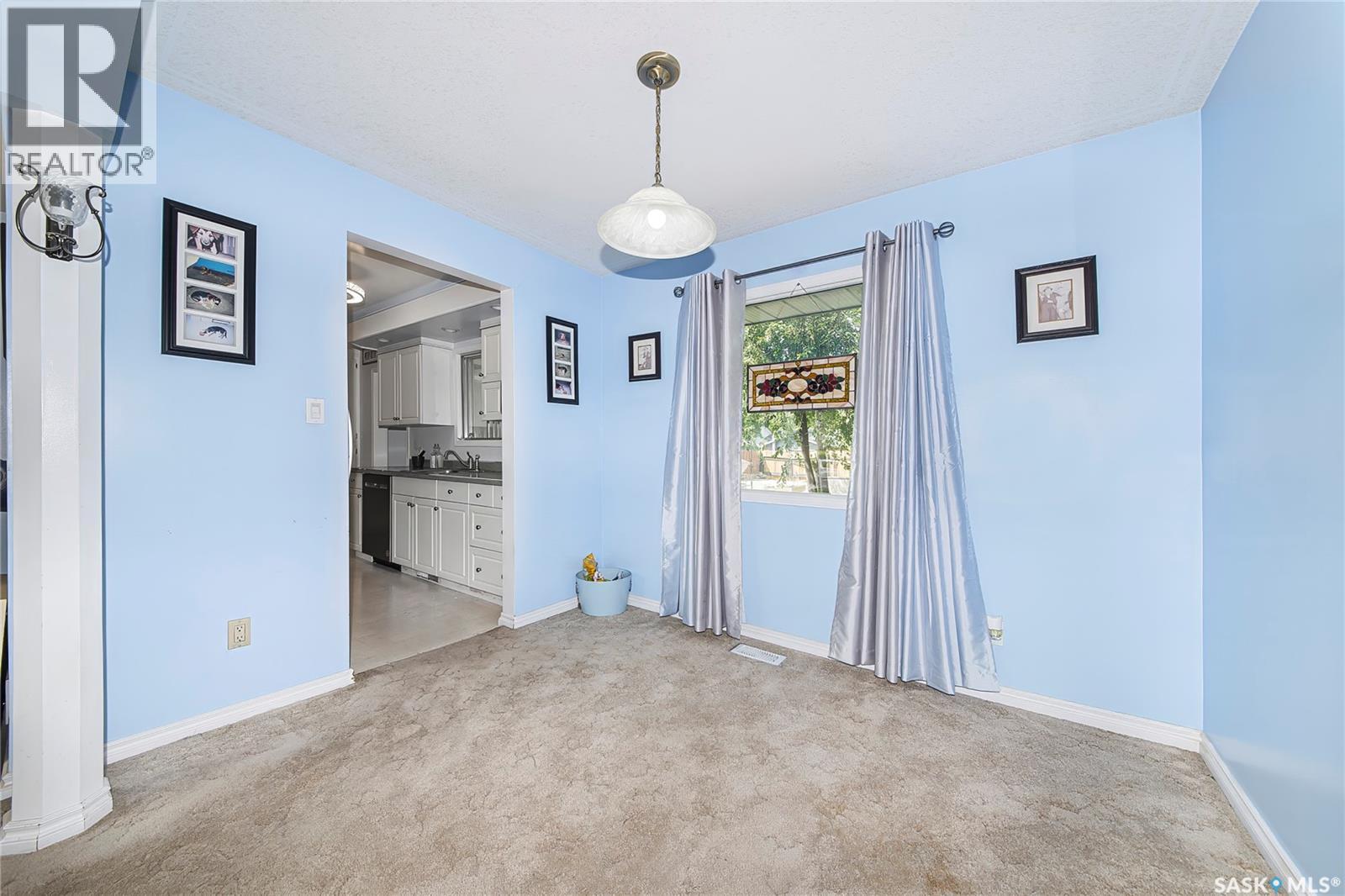 1313 N AVENUE S - 12