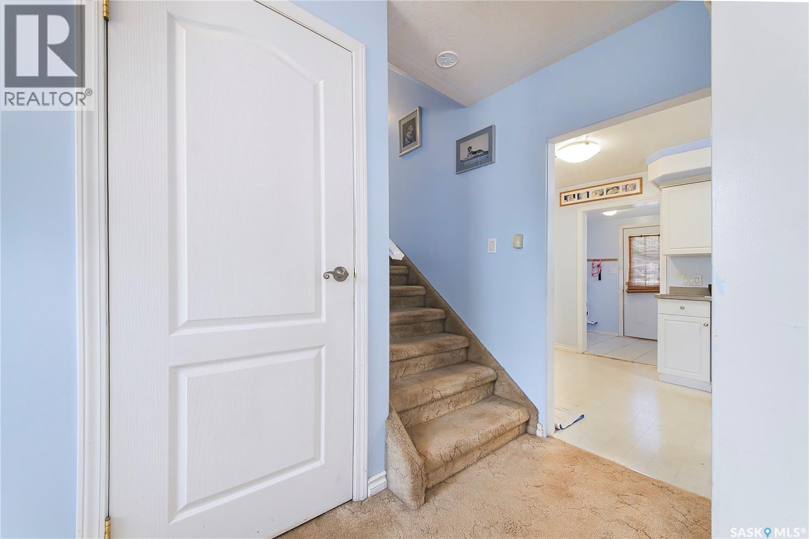 1313 N AVENUE S - 19