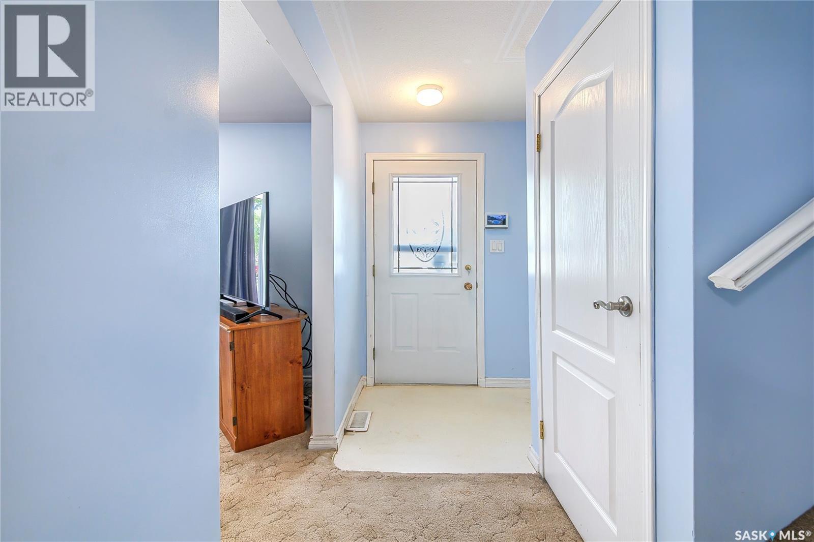 1313 N AVENUE S - 4