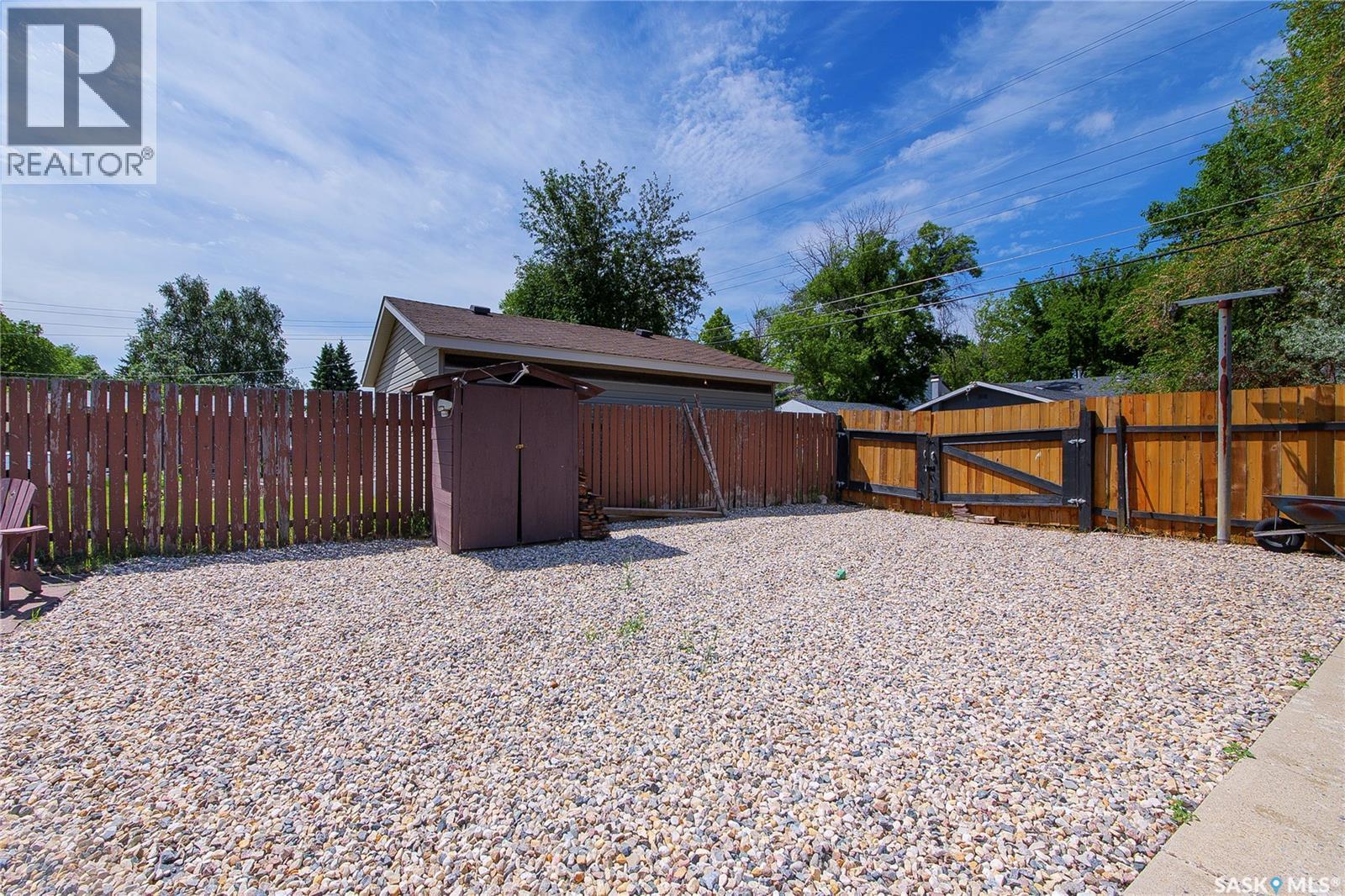 1313 N AVENUE S - 44