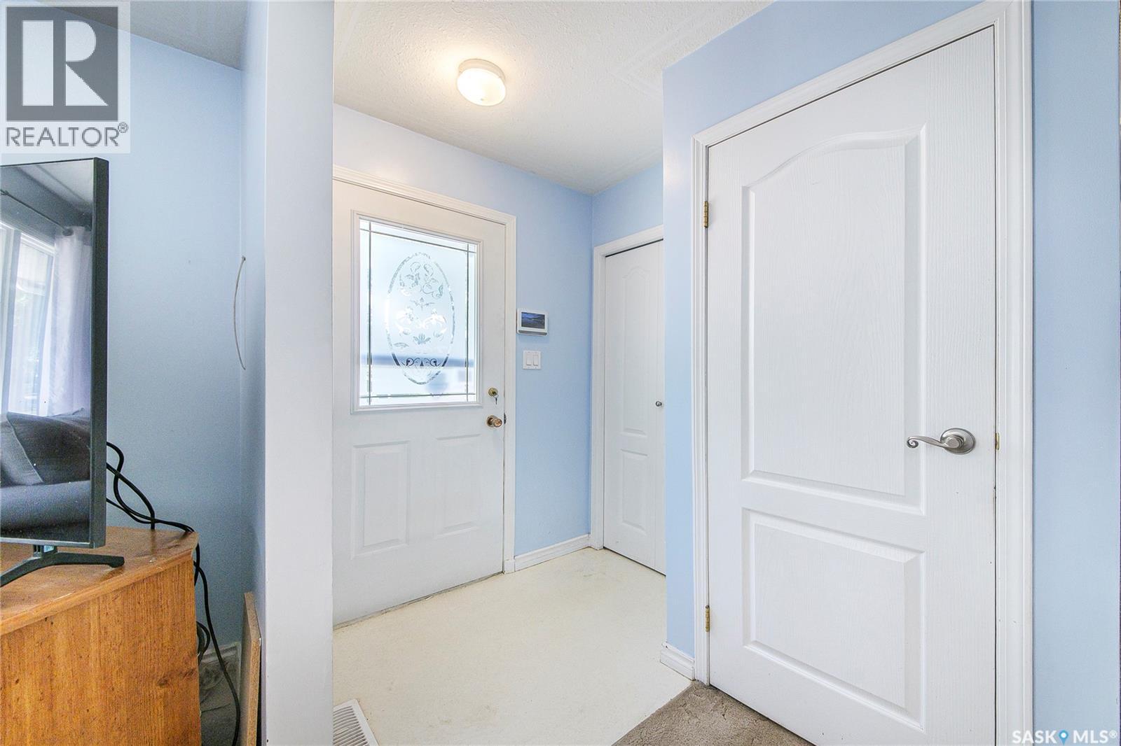1313 N AVENUE S - 5
