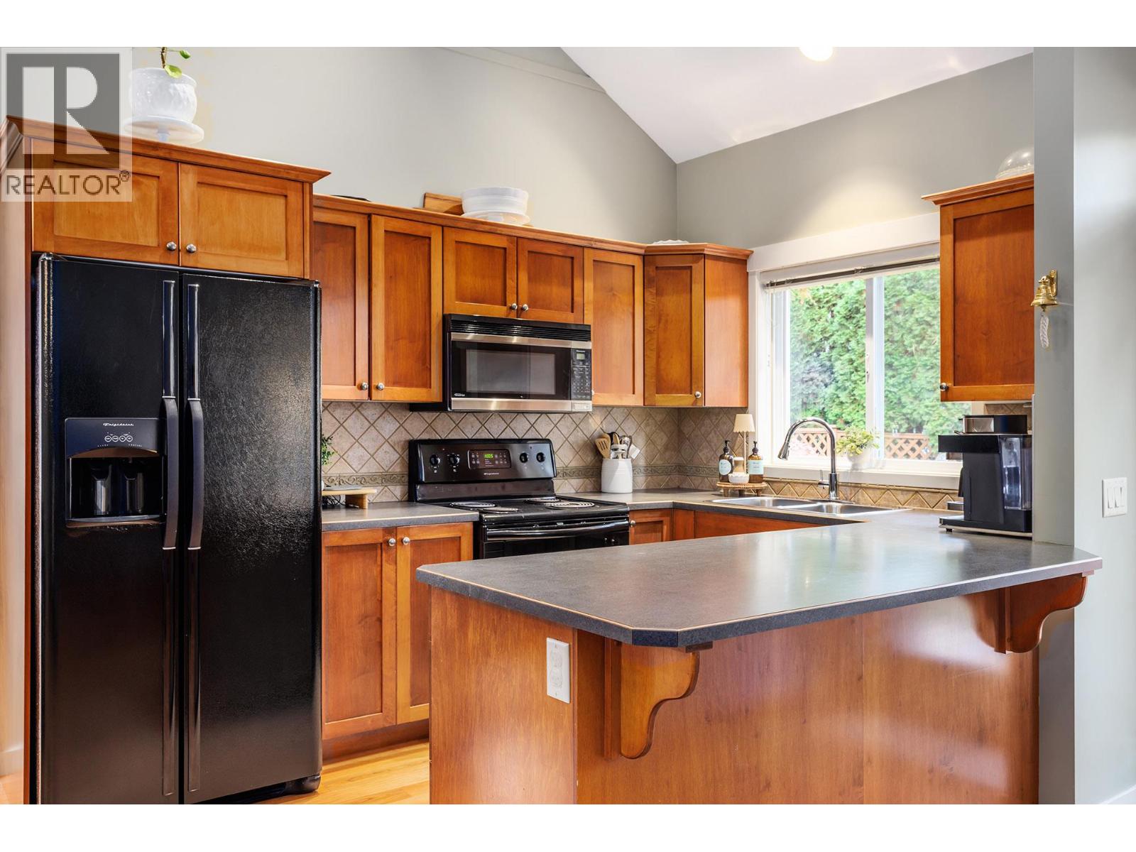 10 1450 Rose Meadow Drive, West Kelowna