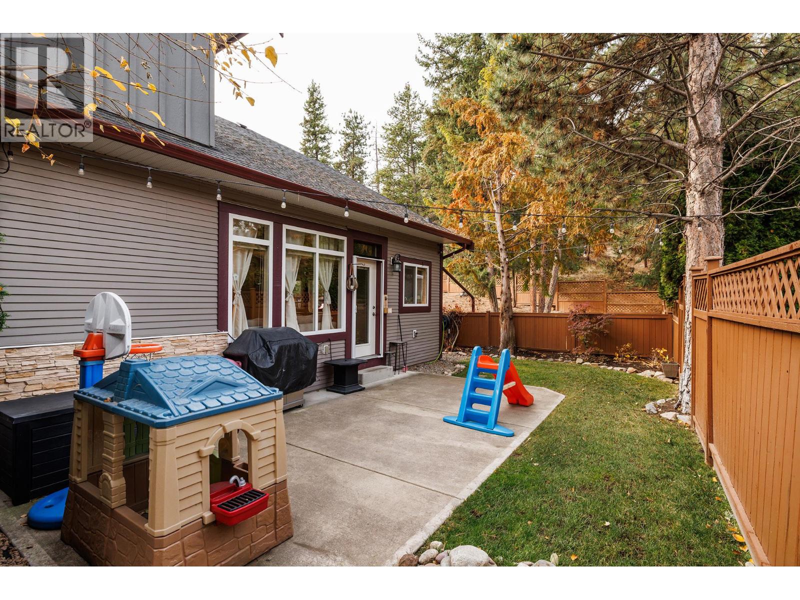 10 1450 Rose Meadow Drive, West Kelowna