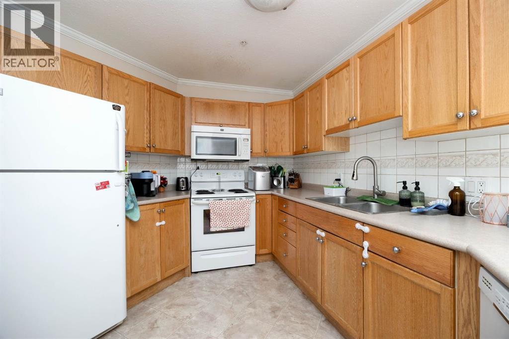 302, 253 Gregoire Drive — photo 13