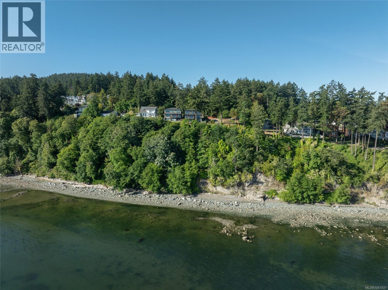4599 Cordova Bay Rd - 5