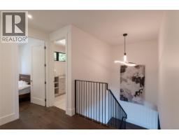 4599 Cordova Bay Rd, Saanich, BC V8Y2K1 Photo 27