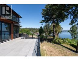 Entrance - 4599 Cordova Bay Rd, Saanich, BC V8Y2K1 Photo 25