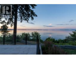 4599 Cordova Bay Rd, Saanich, BC V8Y2K1 Photo 63