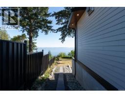 4599 Cordova Bay Rd, Saanich, BC V8Y2K1 Photo 52