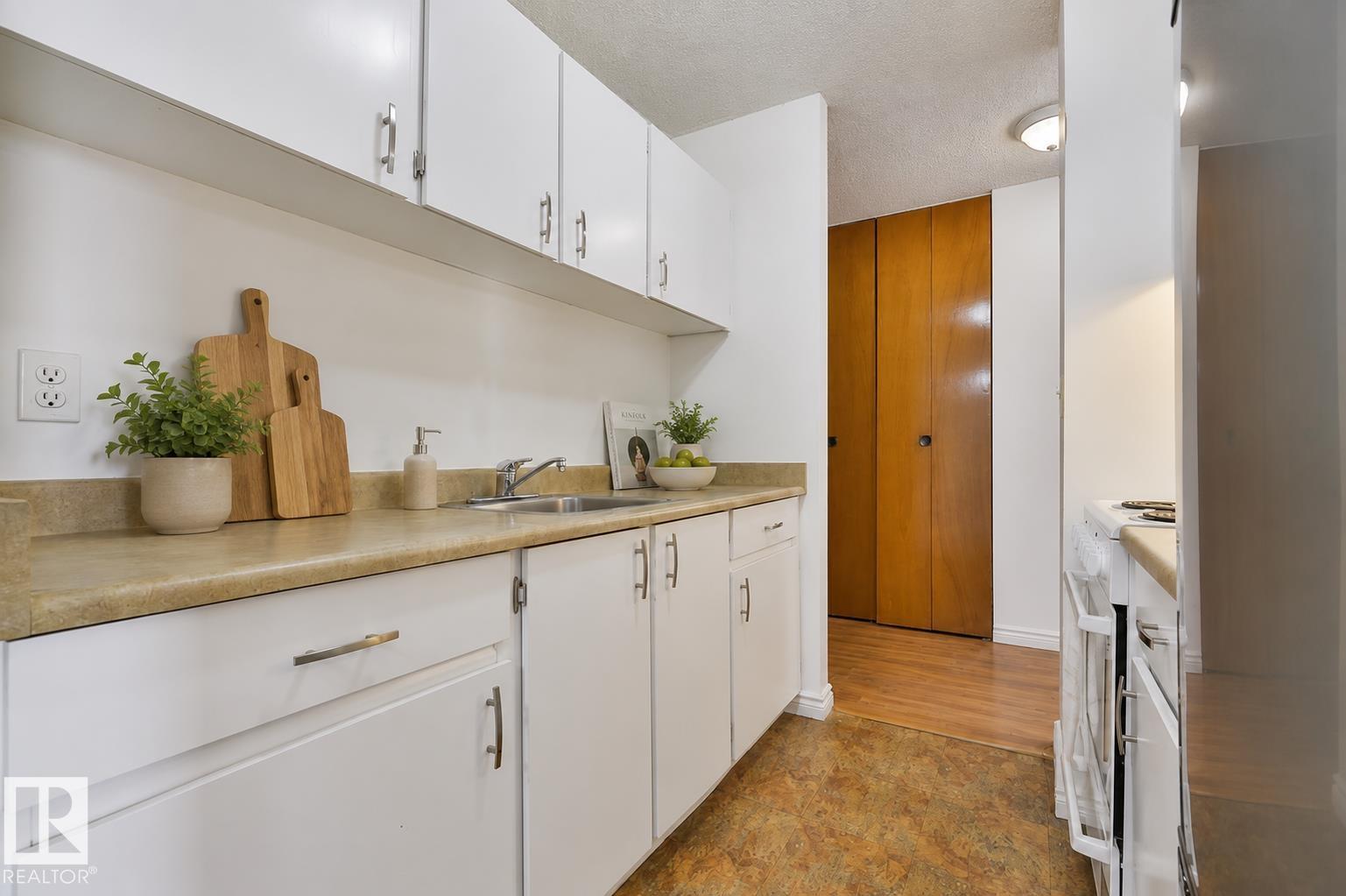 #613 13910 Stony Plain RD NW — photo 7