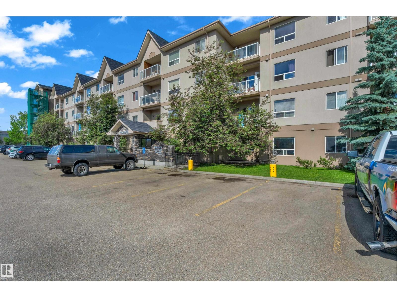 #125 5005 165 AV NW - 23
