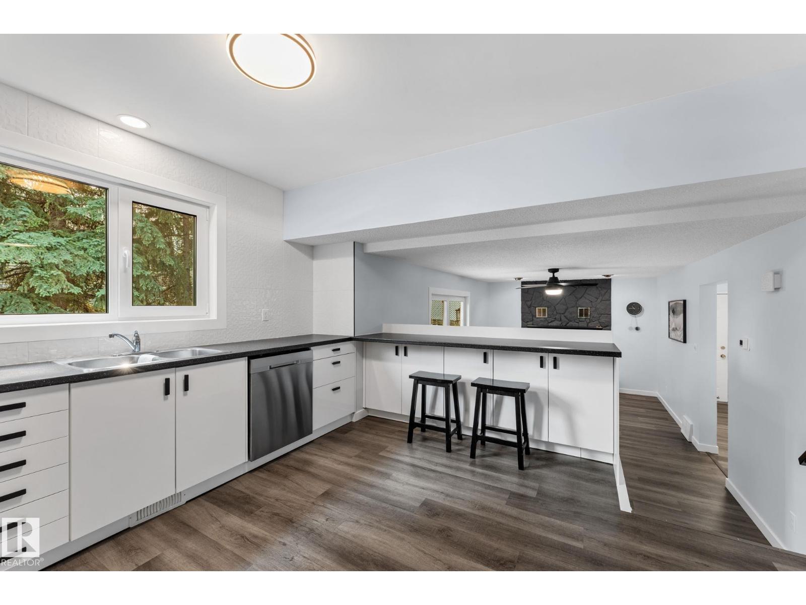 2451 115 ST NW — photo 12