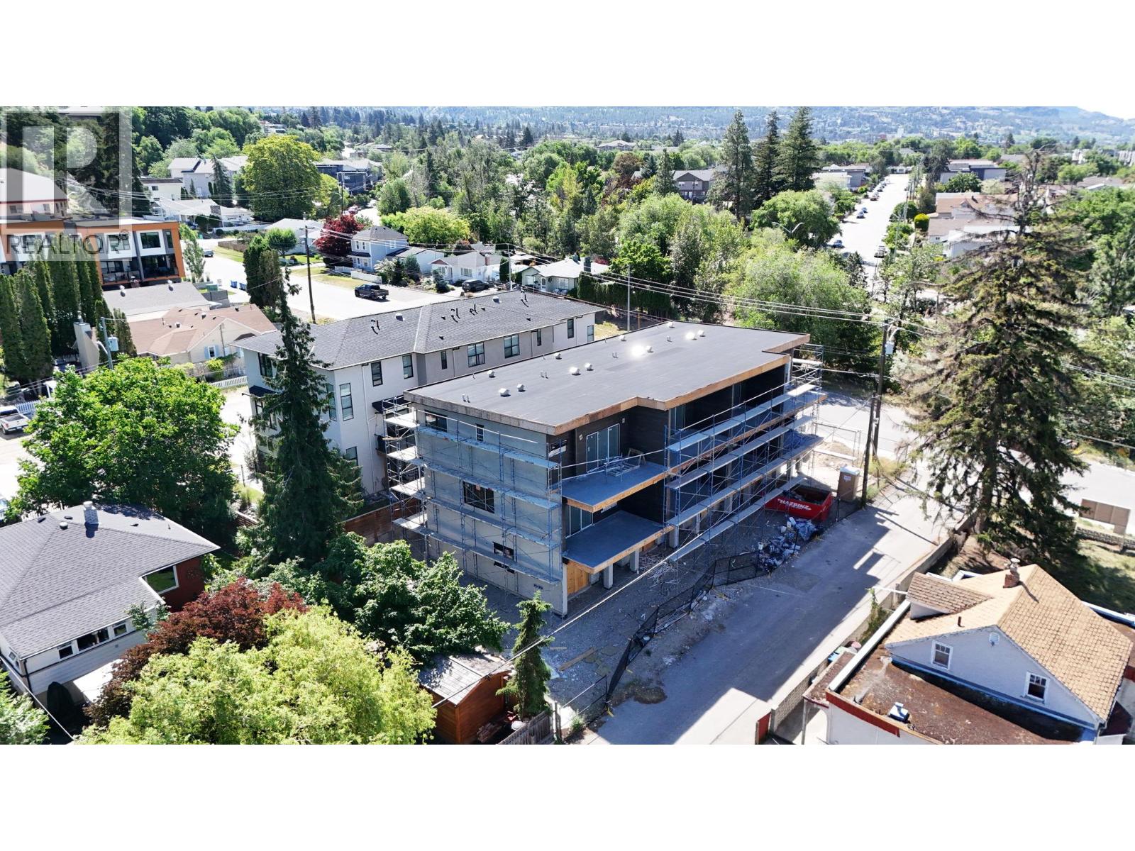 #101 463 WADE Avenue - 2