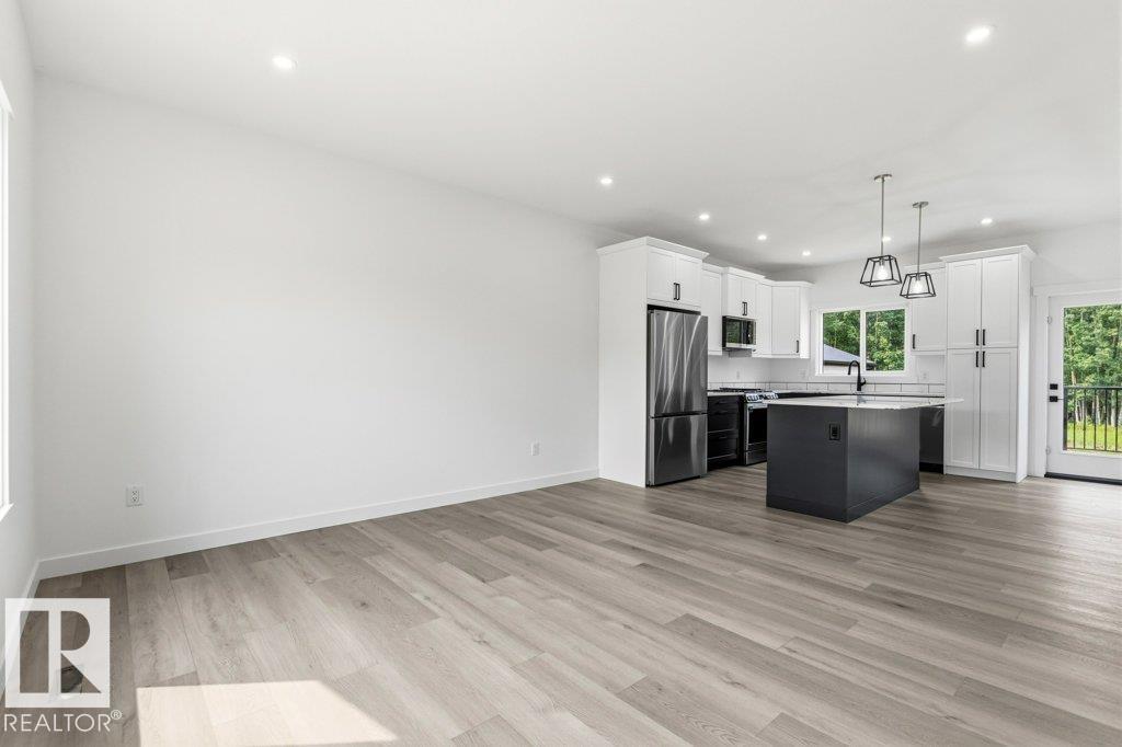 #55 54013 RGE ROAD 30 - 16