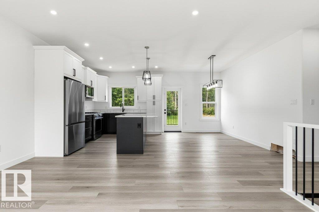 #55 54013 RGE ROAD 30 - 17