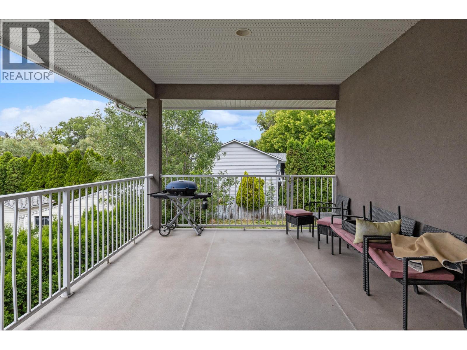 1374 McInnes Avenue - 15