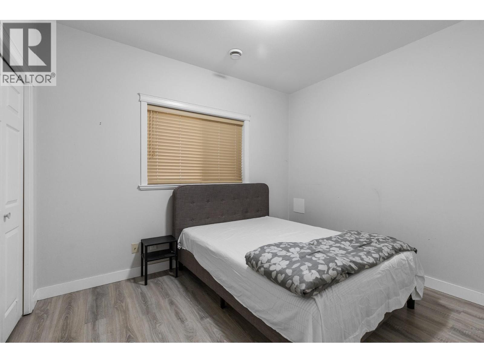 1374 McInnes Avenue - 31