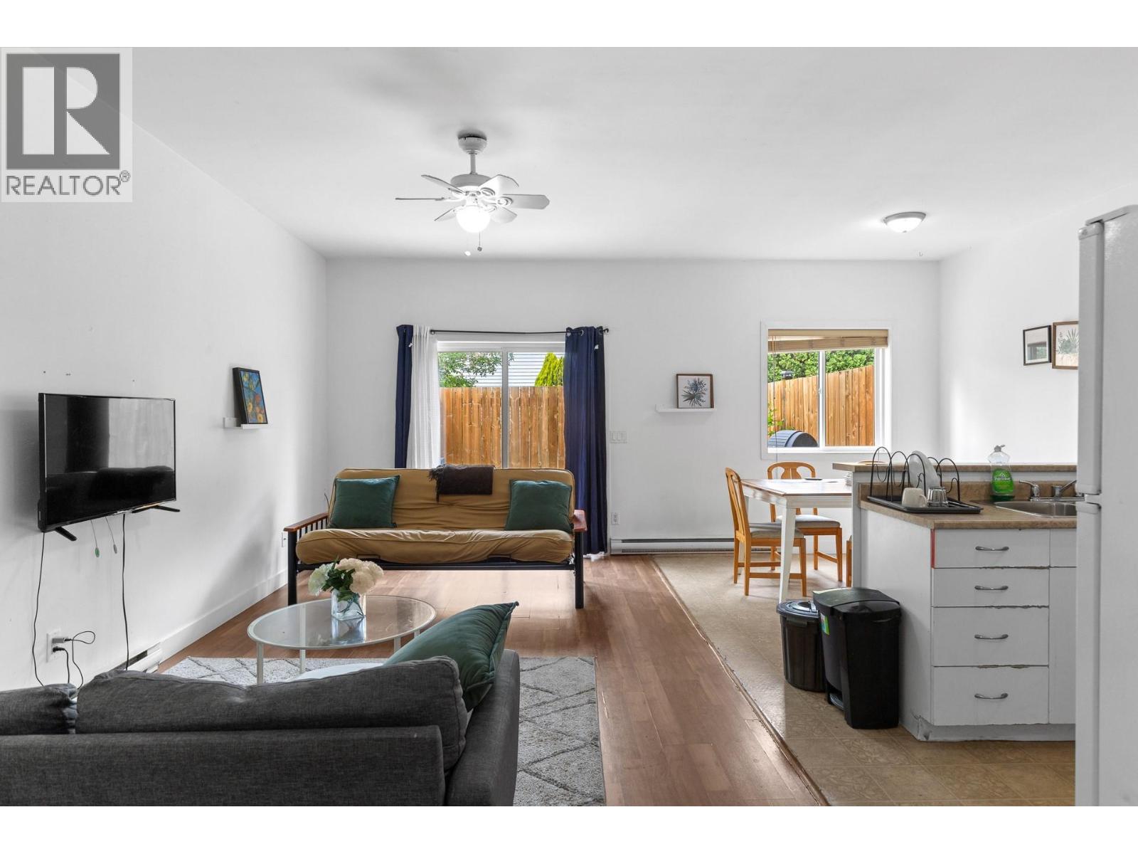 1374 McInnes Avenue - 39