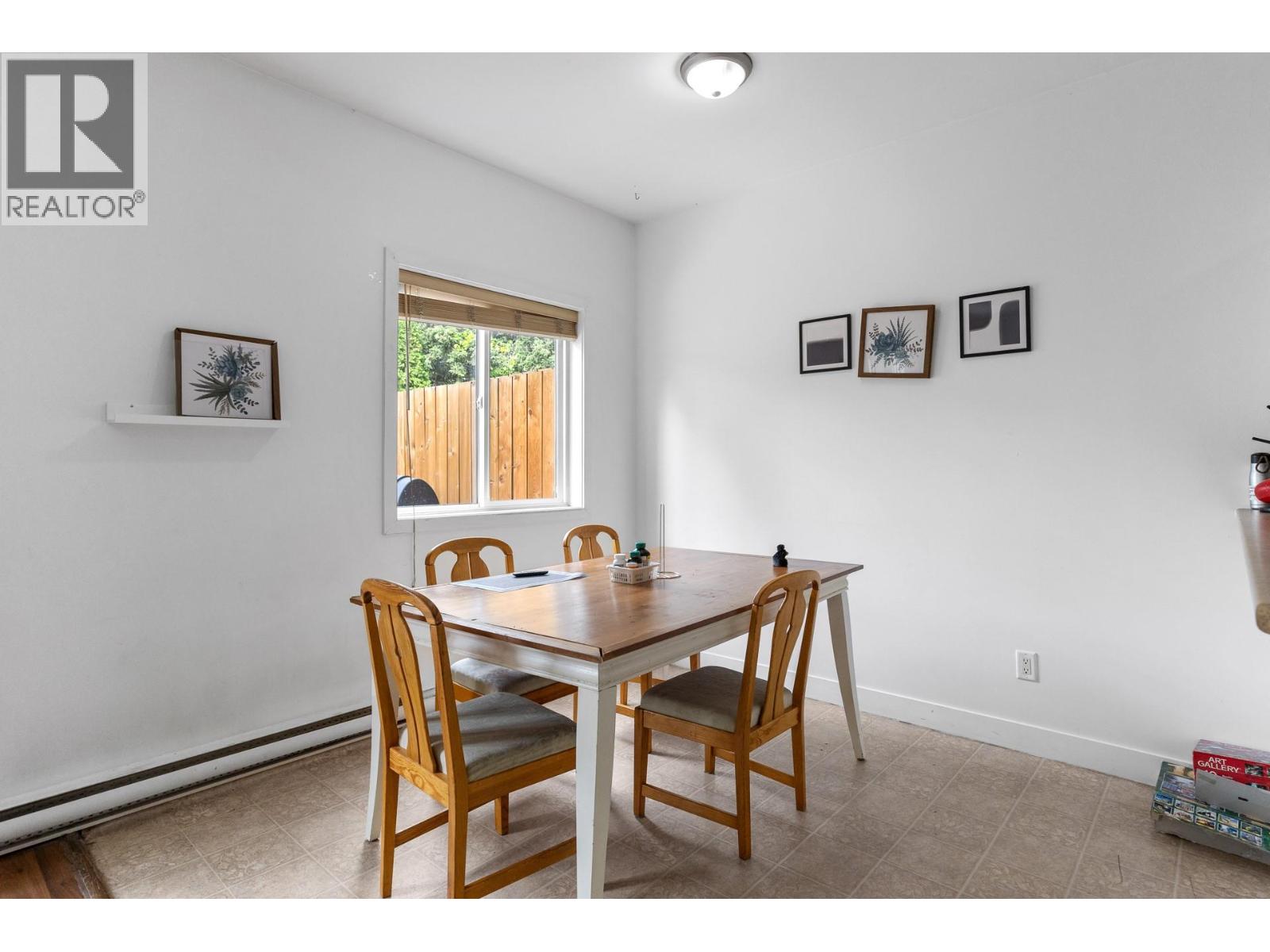 1374 McInnes Avenue - 42