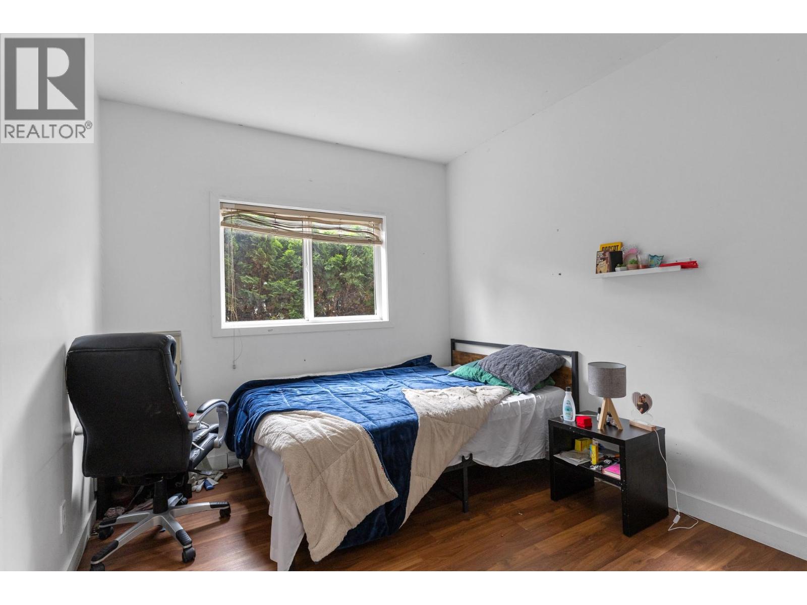 1374 McInnes Avenue - 46