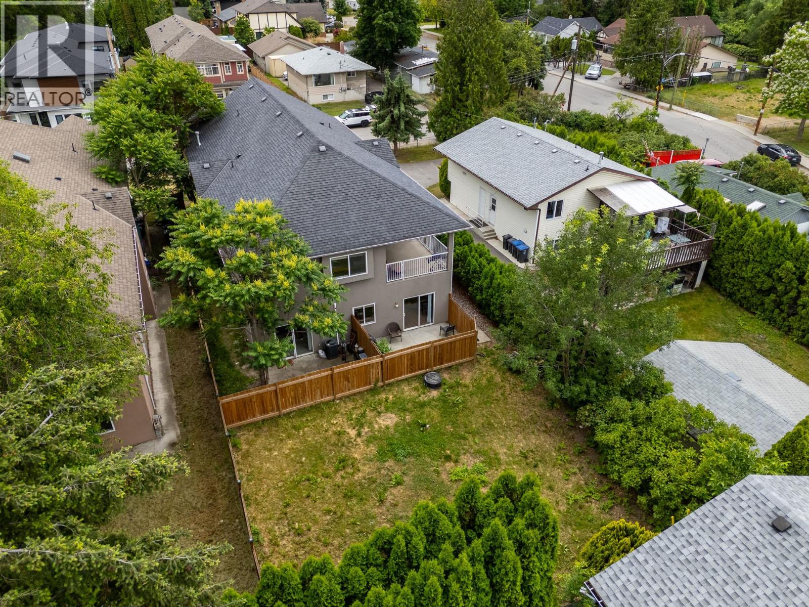 1374 McInnes Avenue - 59
