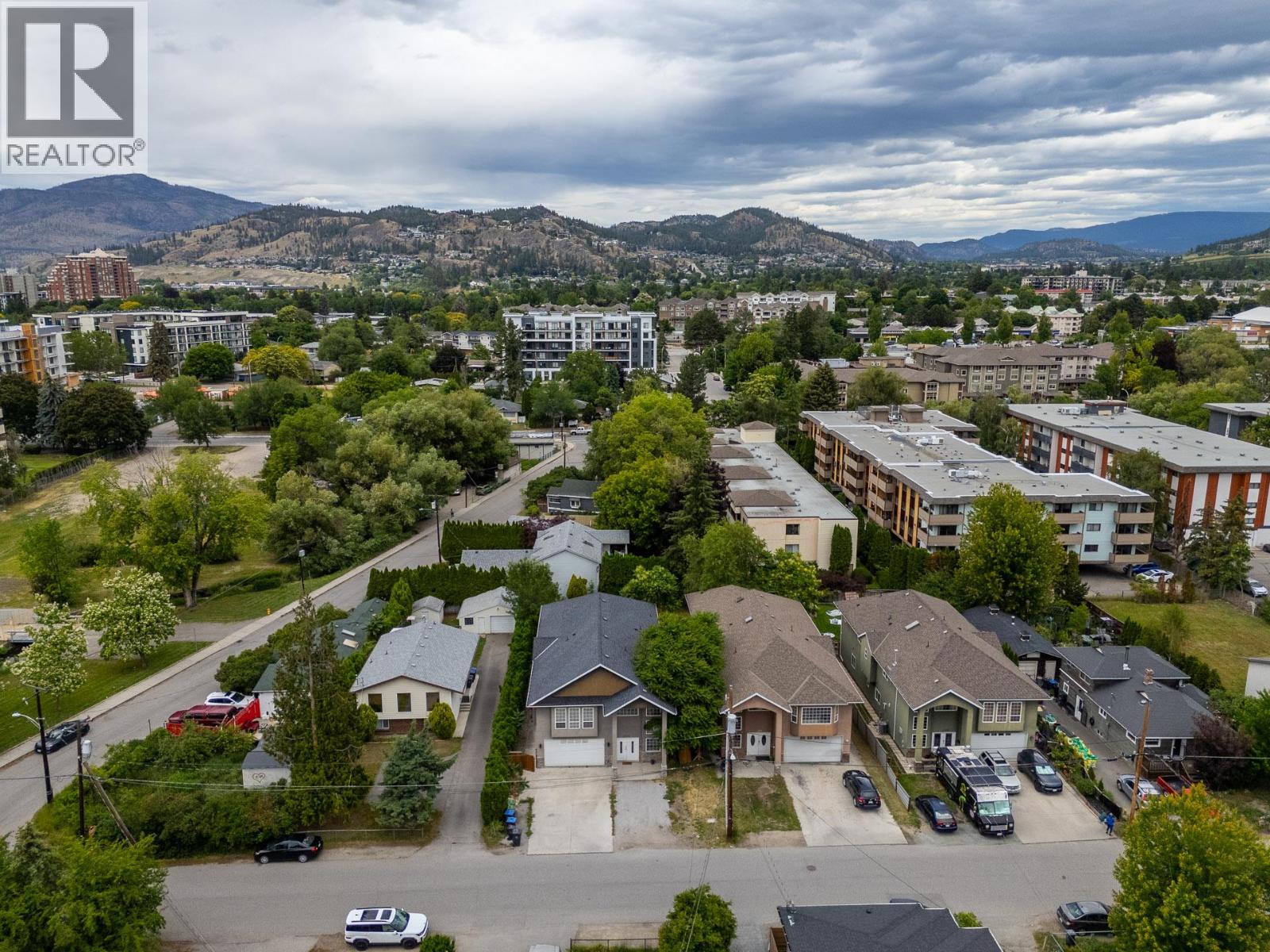 1374 McInnes Avenue - 62