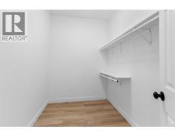 Bedroom - 1374 Mcinnes Avenue, Kelowna, BC V1Y5V9 Photo 16