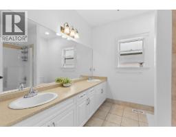 Primary Bedroom - 1374 Mcinnes Avenue, Kelowna, BC V1Y5V9 Photo 20