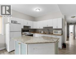 1374 Mcinnes Avenue, Kelowna, BC V1Y5V9 Photo 35
