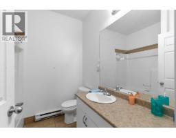 1374 Mcinnes Avenue, Kelowna, BC V1Y5V9 Photo 48