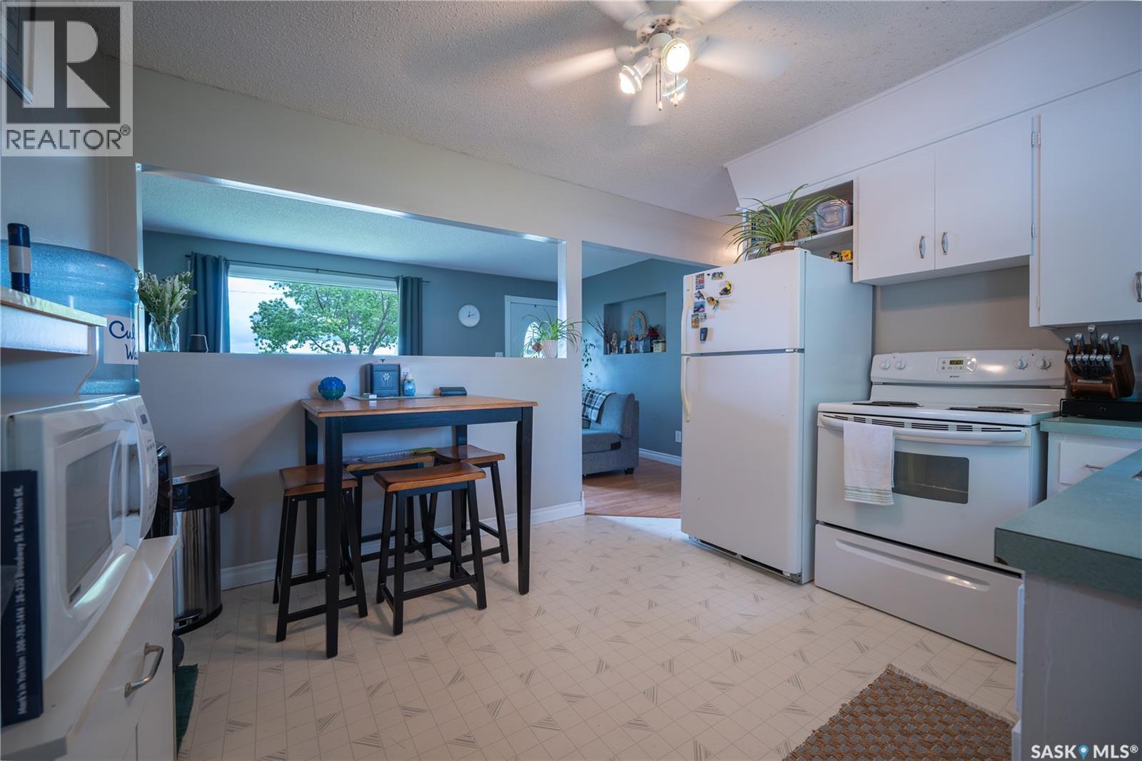 374 Fourth AVENUE N - 7