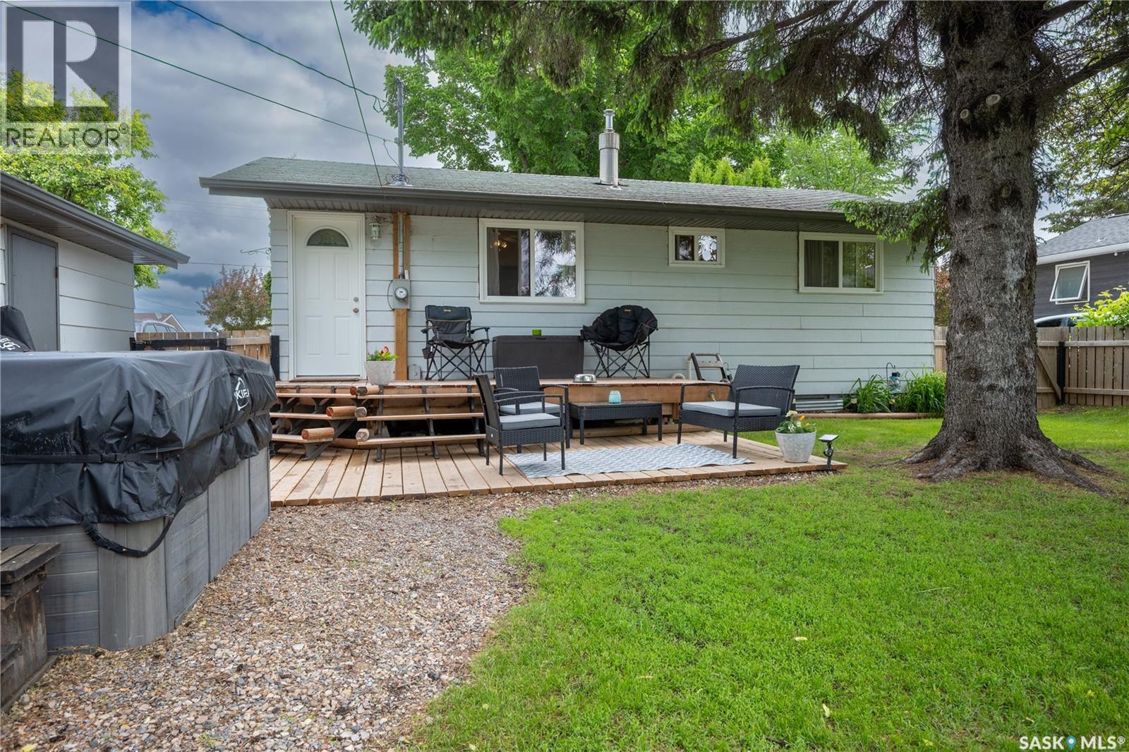 374 Fourth AVENUE N - 22